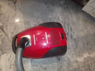 This is a vacuum cleaner not new but we don't used it