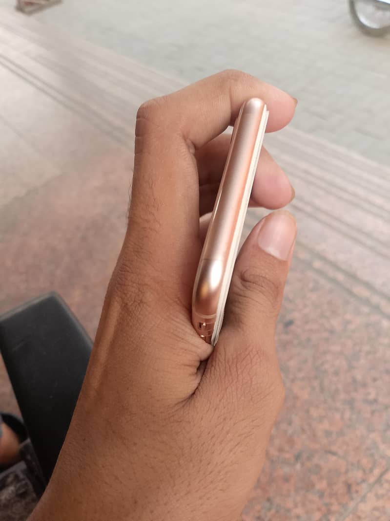 Apple iPhone 8 2