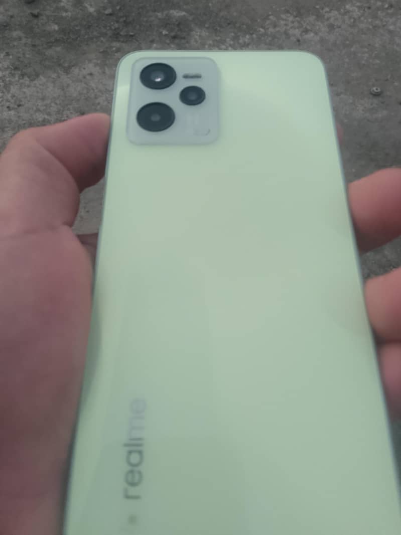 Realme C35 1