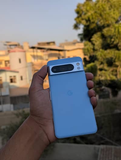 Google Pixel 8 Pro