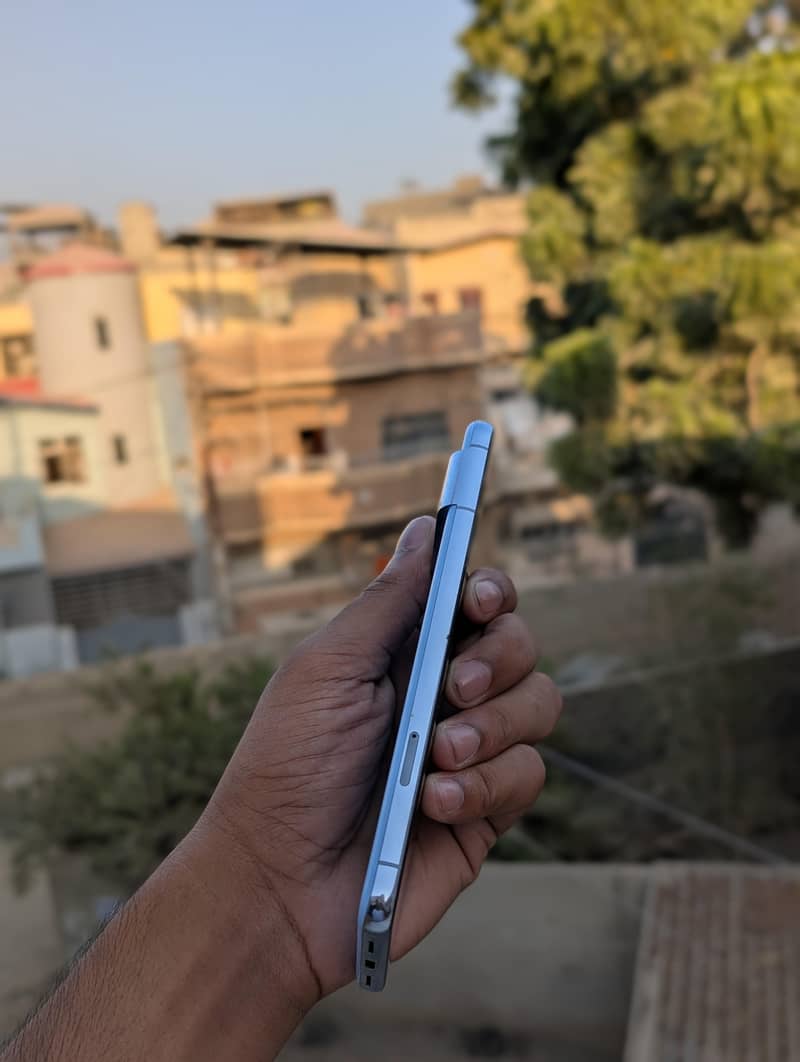 Google Pixel 8 Pro 3