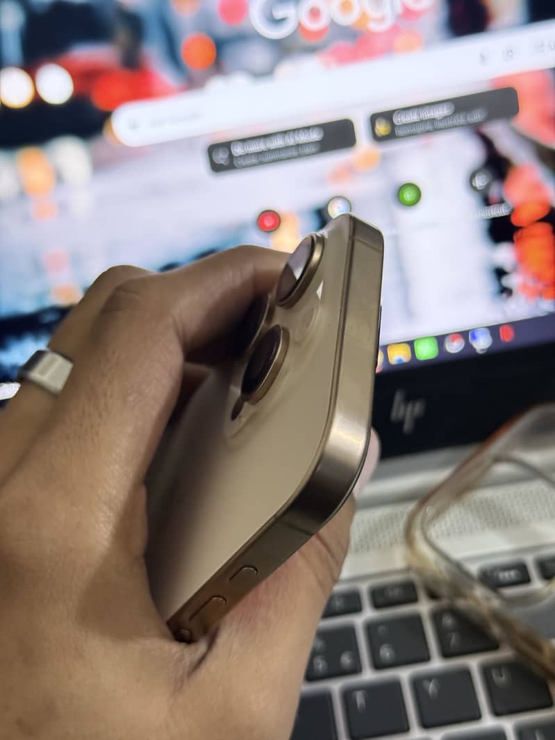 Apple iPhone 16 Pro 1
