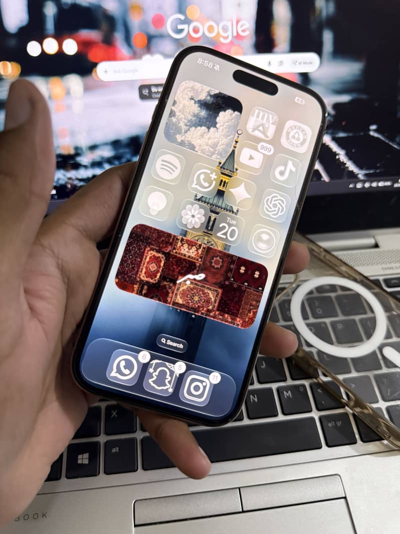 Apple iPhone 16 Pro 6