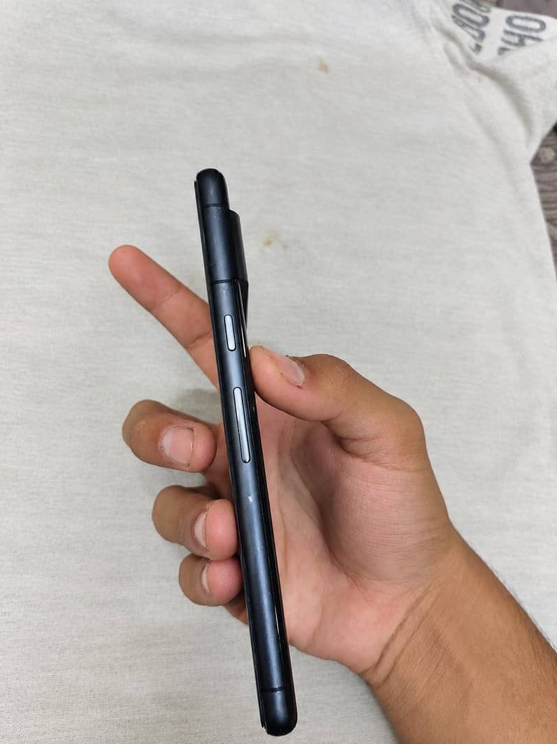 Google Pixel 7 (256GB) 2