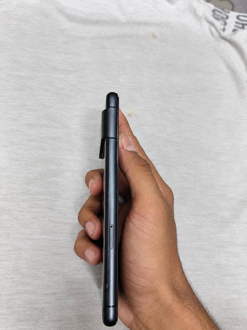Google Pixel 7 (256GB) 3