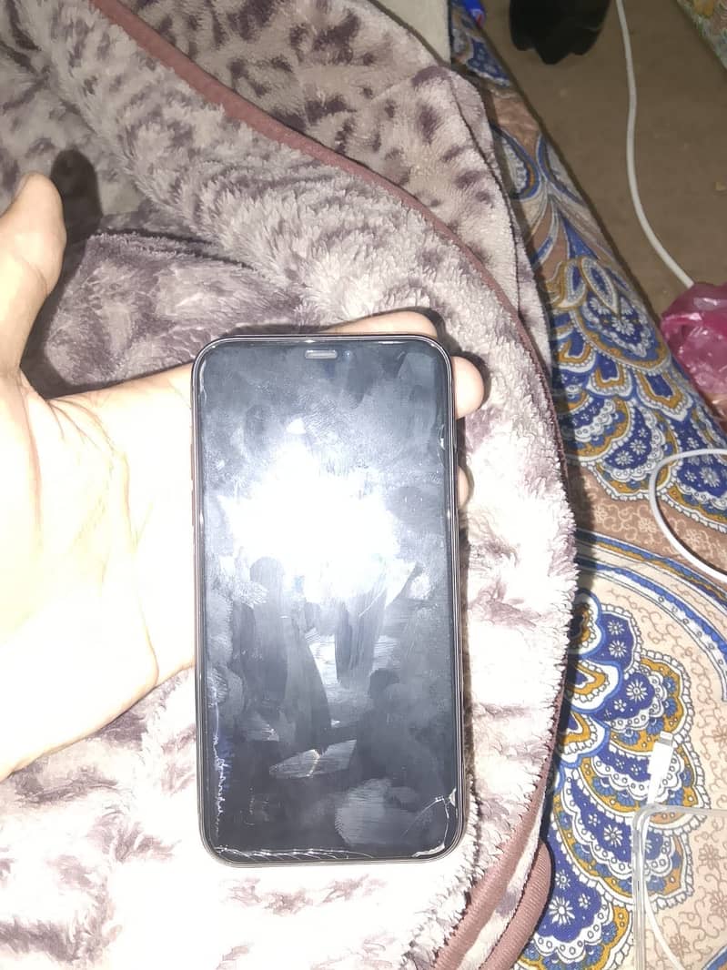 Apple iPhone 11 2