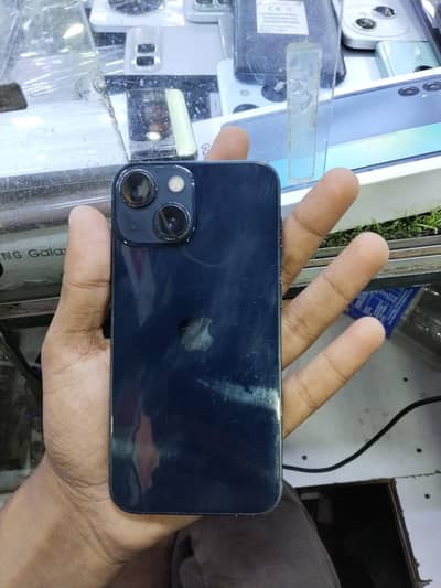 Apple iPhone 13 mini