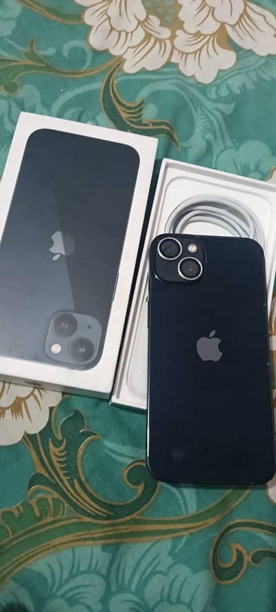 Apple iPhone 13