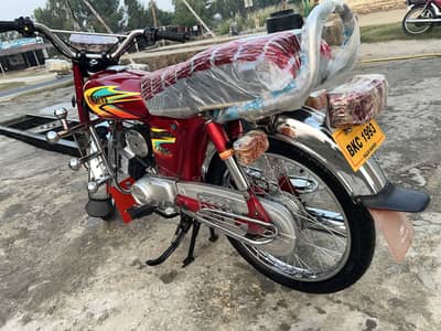 YAMAHA 2007 Model