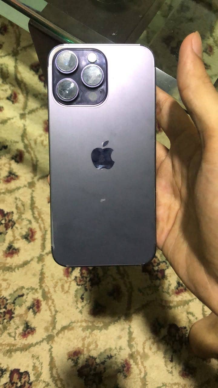 Apple iPhone 14 Pro Max 1