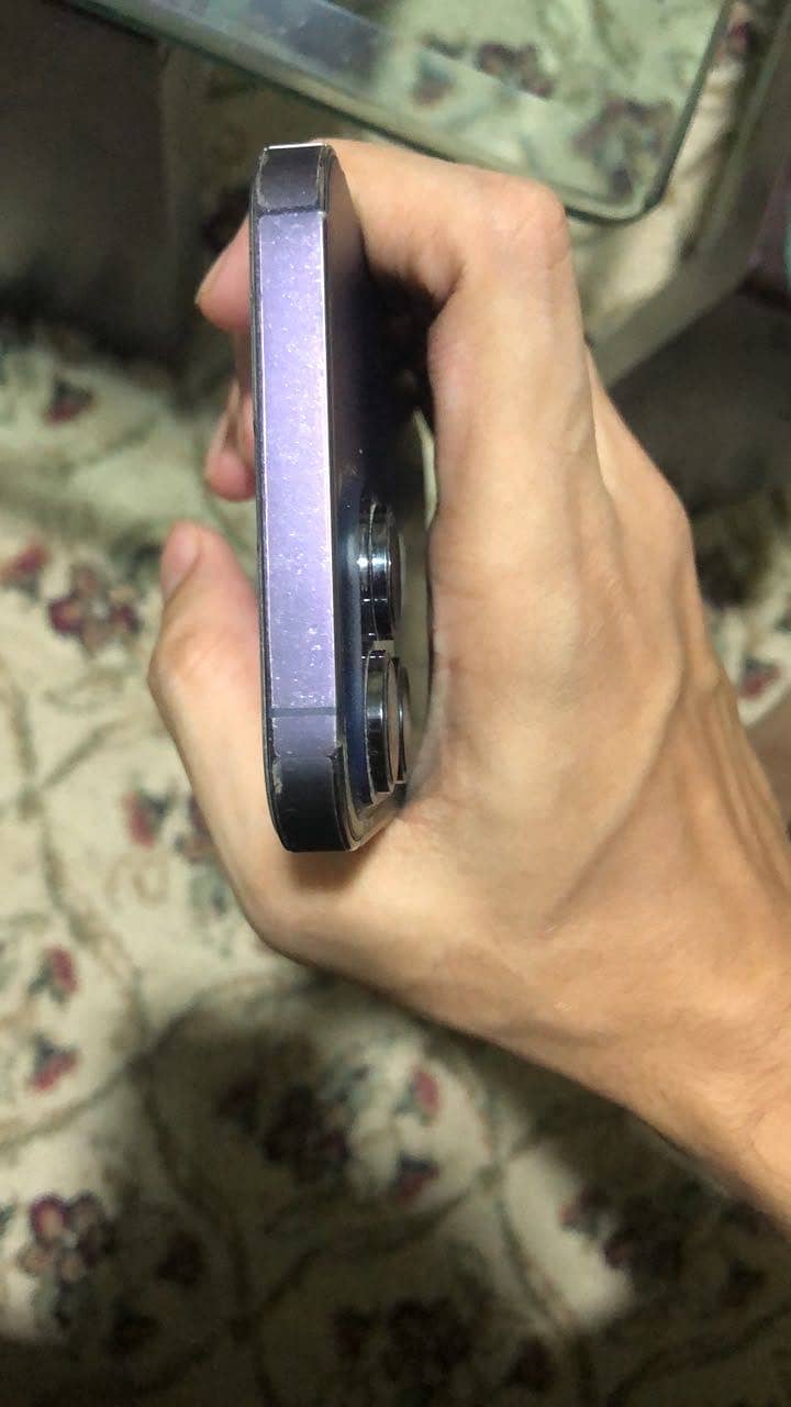 Apple iPhone 14 Pro Max 6
