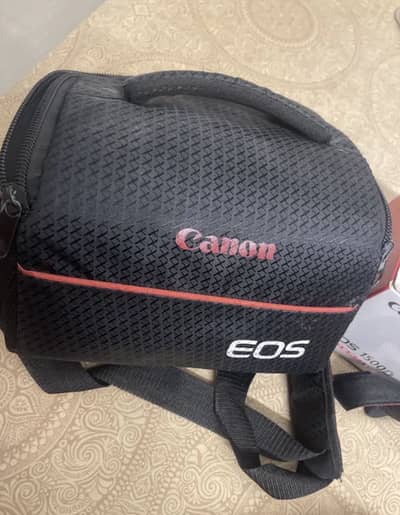 Canon 1500d with orgnal box battry charger and strap