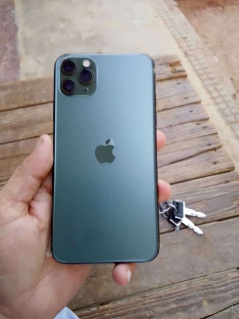 Apple iPhone 11 Pro Max 7