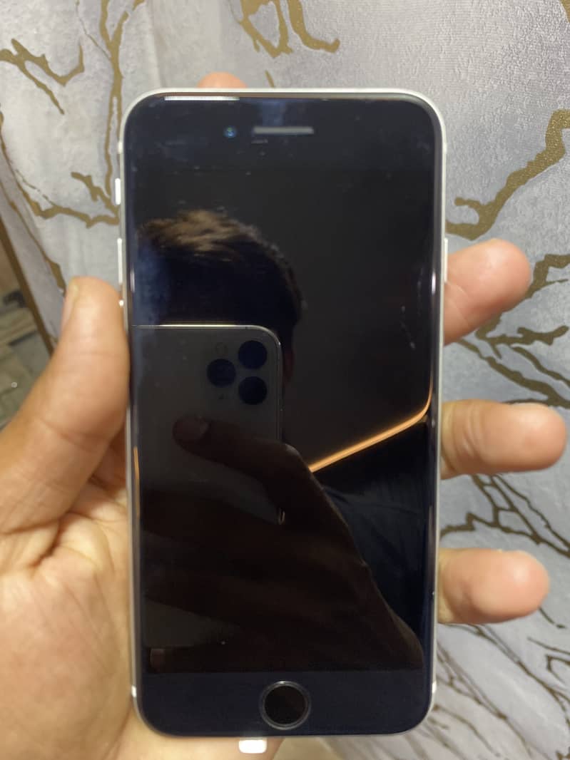 Apple iPhone SE 1