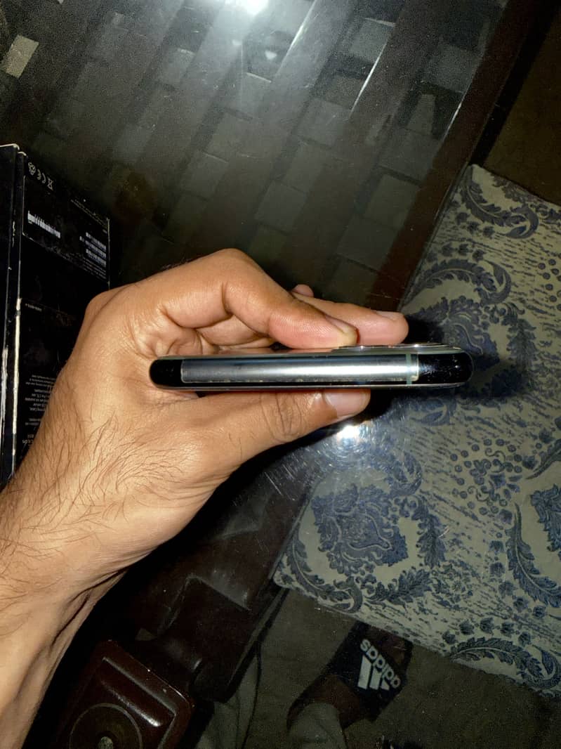 Apple iPhone 11 Pro Max 5
