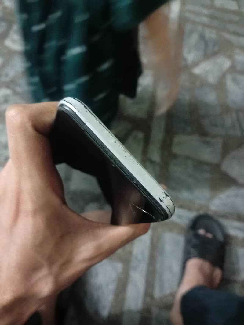 Tecno Spark 8C 5