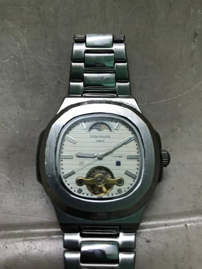 Good Decent Automatic Men watch
