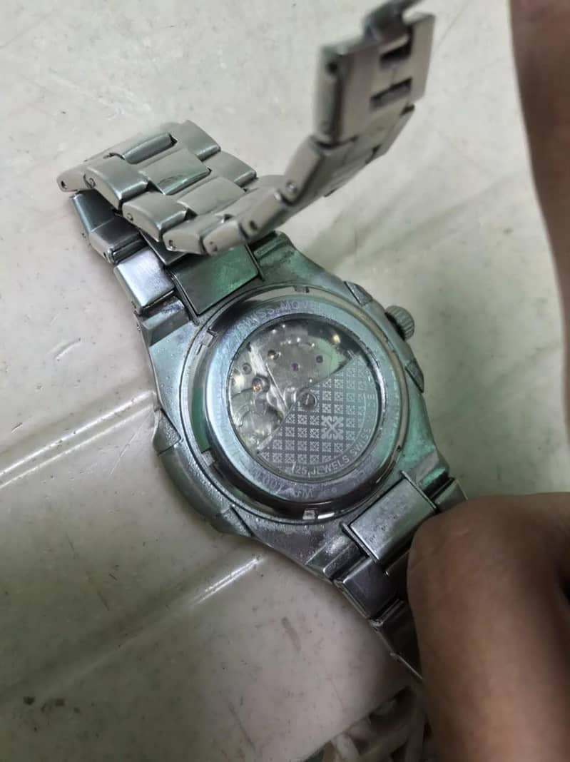 Good Decent Automatic Men watch 3