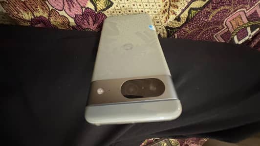 Google Pixel 8