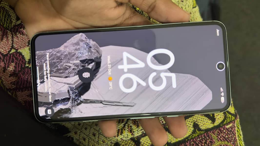 Google Pixel 8 2