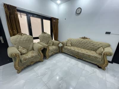 5 seater sofa set with table for sale