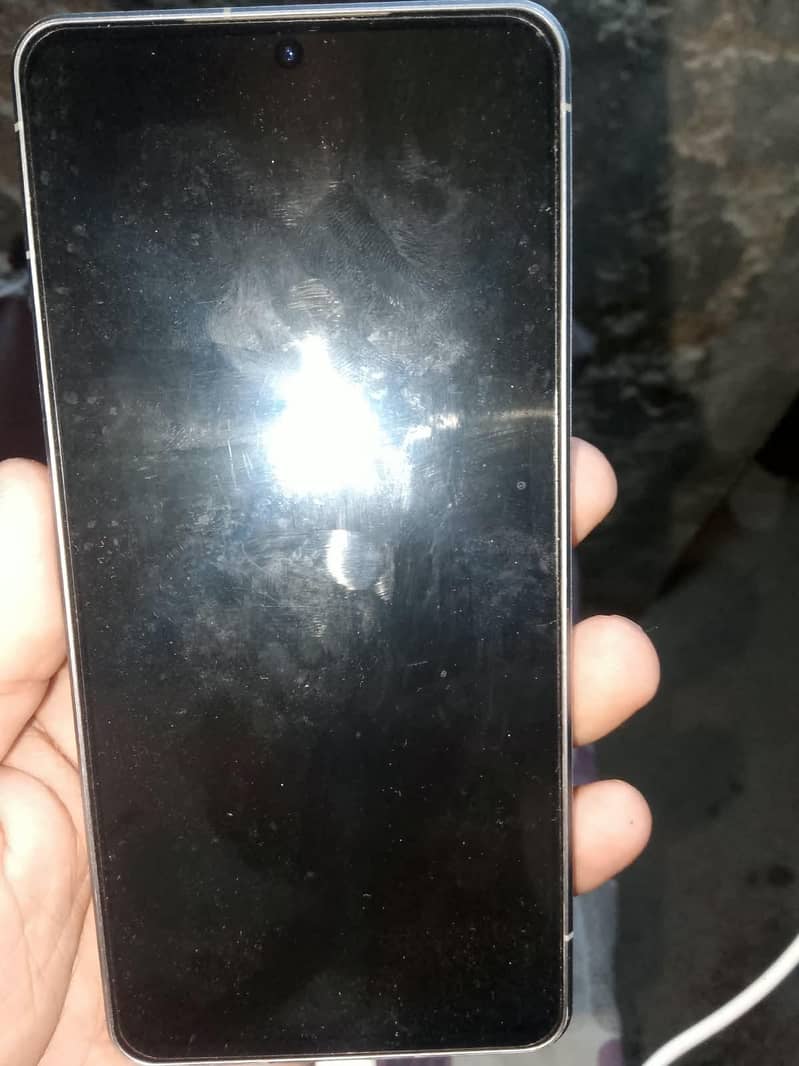 Sharp Aquos Sense7 0