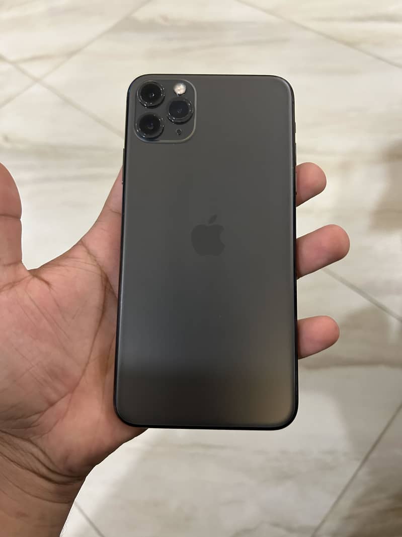 Apple iPhone 11 Pro Max 0