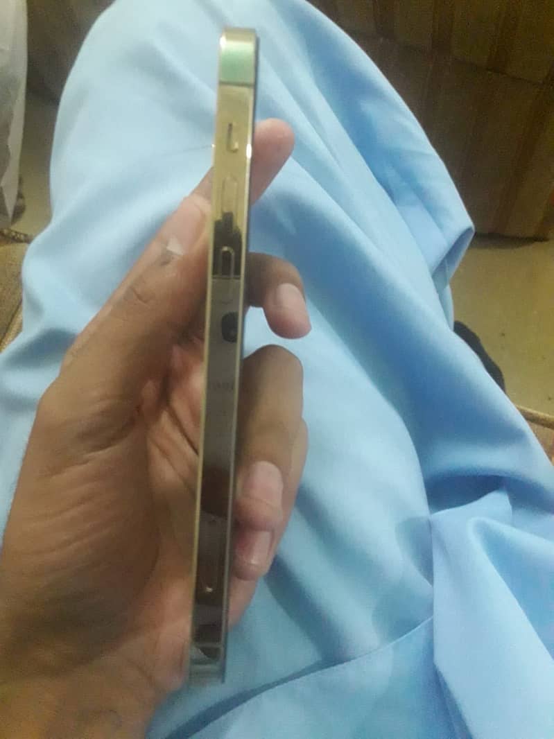 Apple iPhone 12 Pro 5