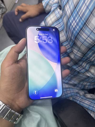 Apple iPhone 16 Pro