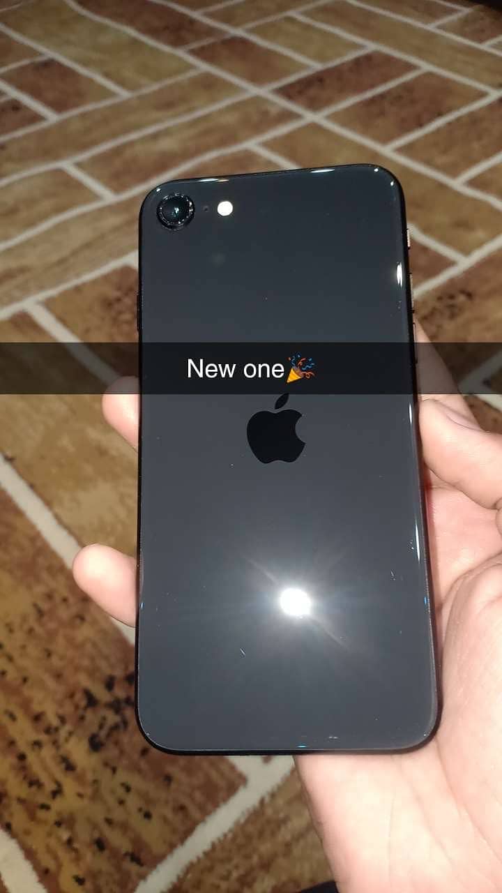 Apple iPhone SE 2 0