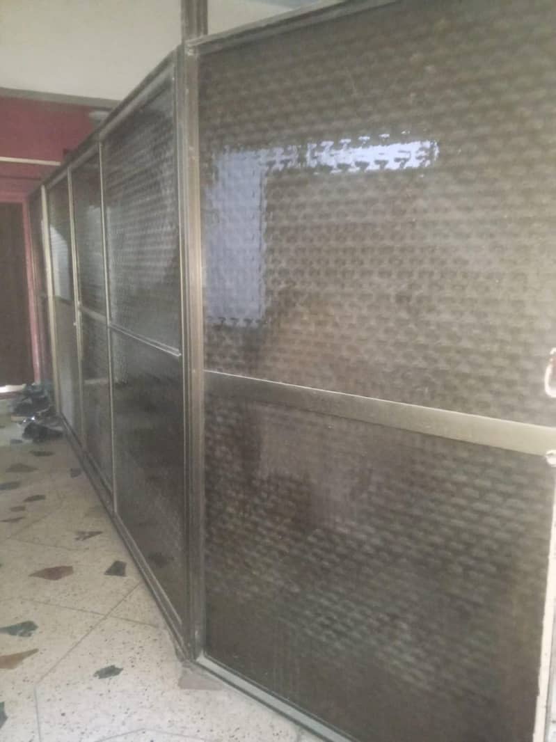 glass partition 2