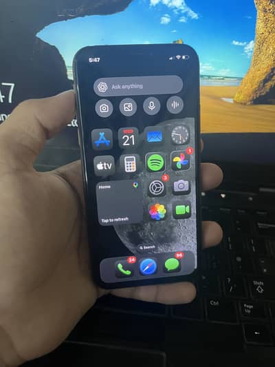iPhone XS sim working
