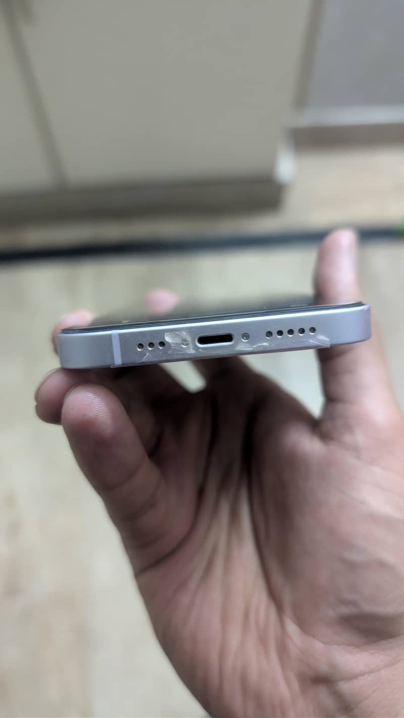 Apple iPhone 14 2