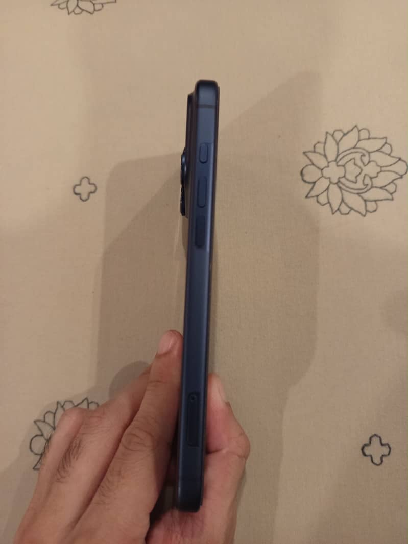 Apple iPhone 17 Pro Max 3