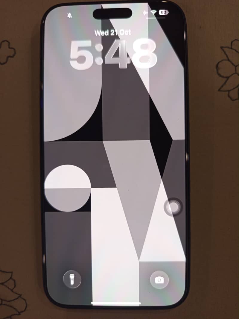 Apple iPhone 17 Pro Max 5