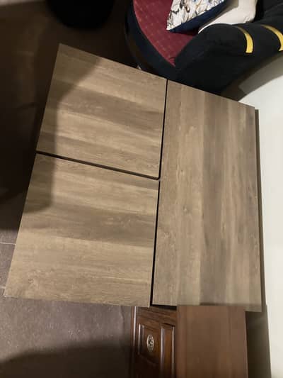 Important center table set