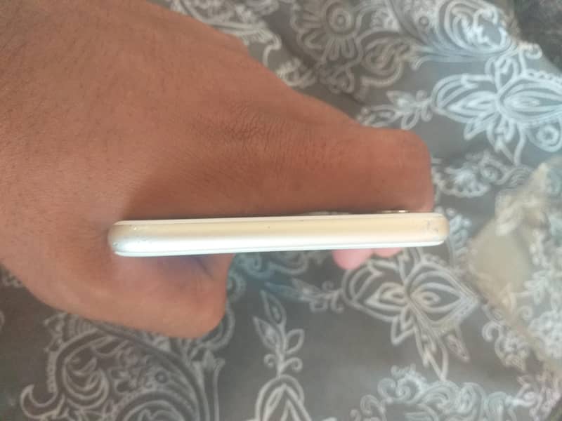 Apple iPhone 6S Plus 1