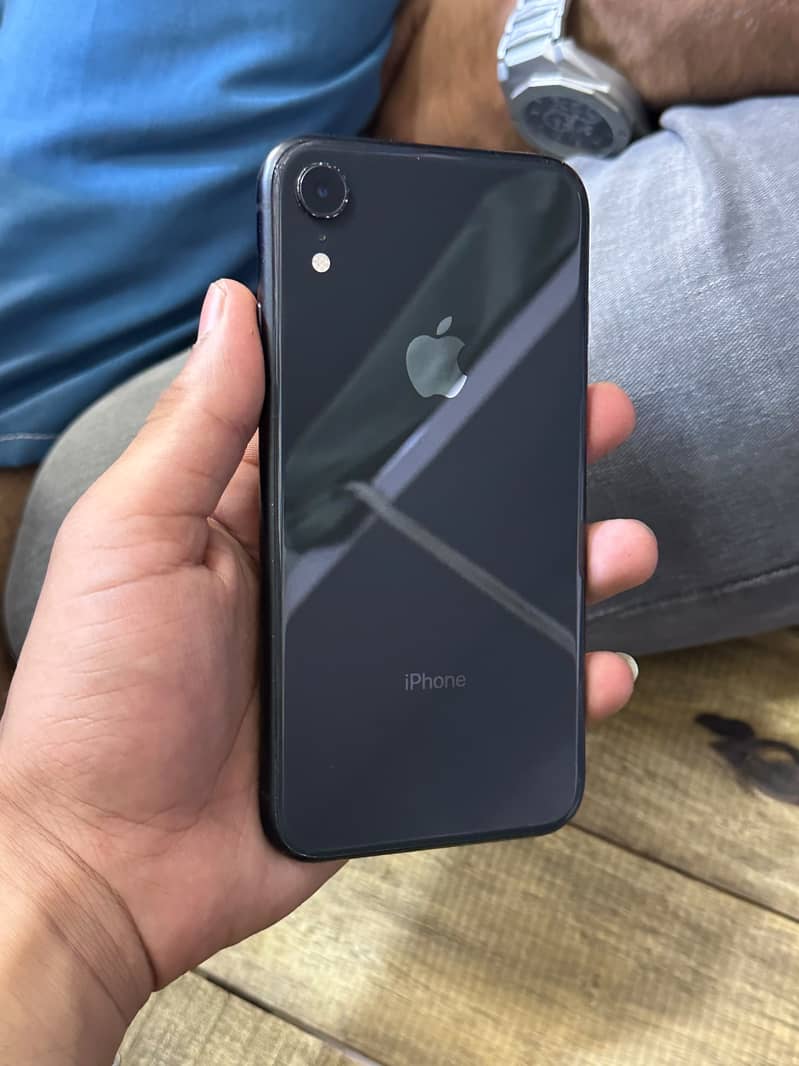 Apple iPhone XR 2