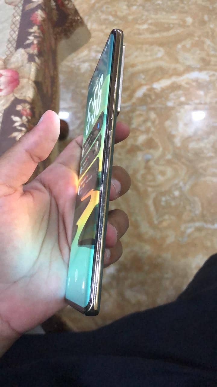 Infinix Note 40 Pro 3