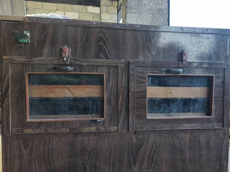 Custom Made Incubator 0