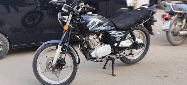 Suzuki GS 150 special edition