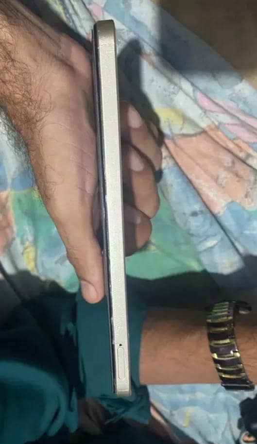 Realme C61 1