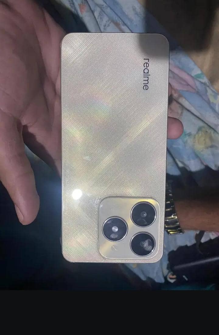 Realme C61 2