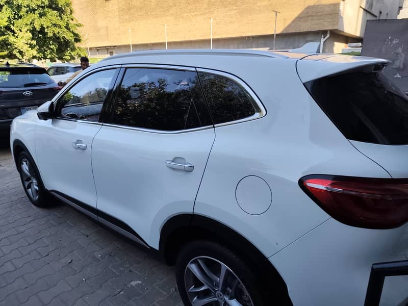 MG HS 2024 5