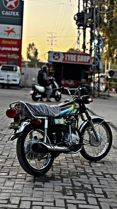 Black colour 125 2026 modal 3500km