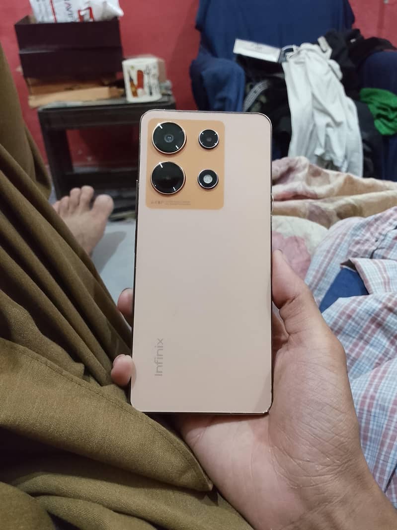 Infinix Note 30 1