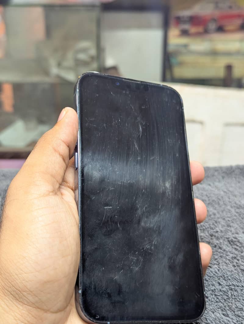 Apple iPhone 13 Pro 7