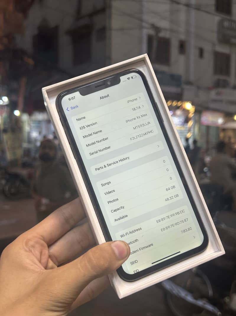 Apple iPhone XS Max 1