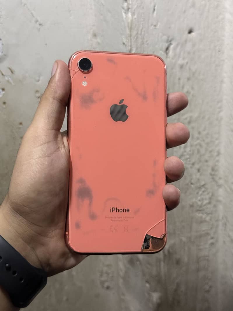 Apple iPhone XR 0