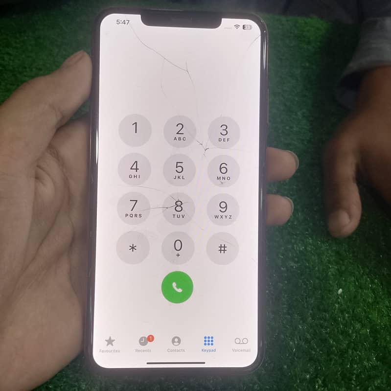 Apple iPhone XS Max 2